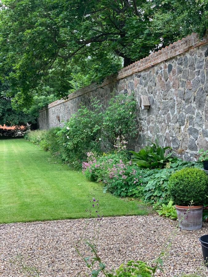 Gartnerhuset Pa Kollerup Villa Hadsten Stationsby Eksteriør billede